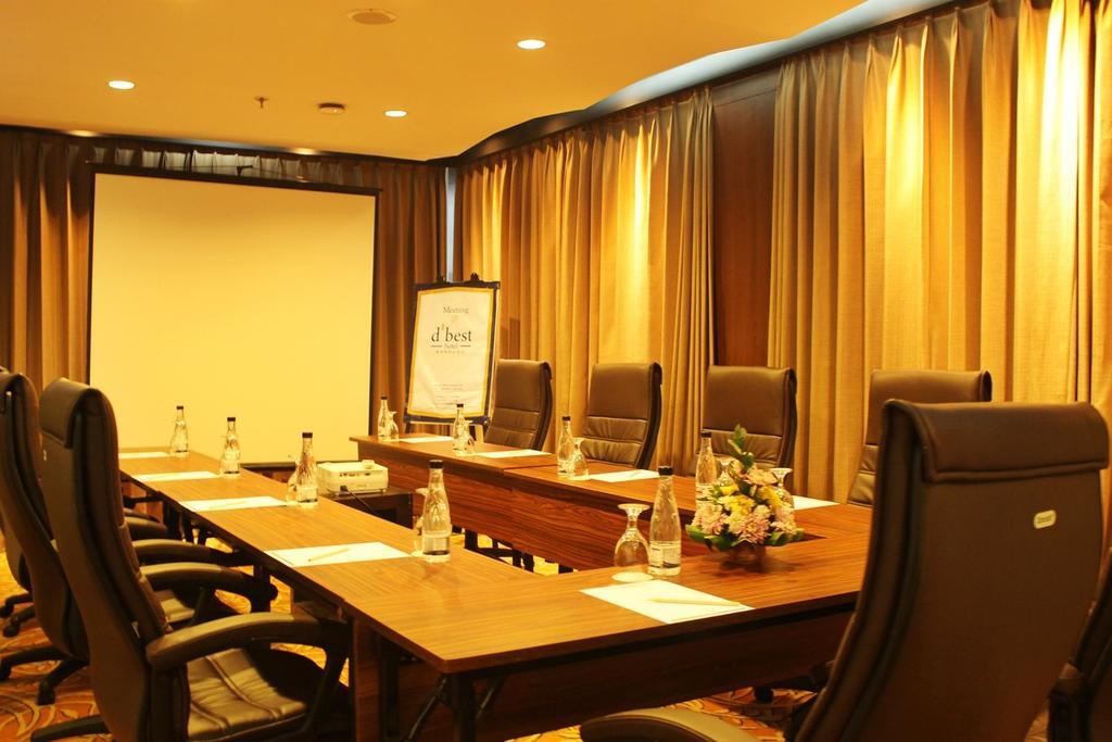 D'Best Hotel Pasar Baru Bandung Eksteriør billede