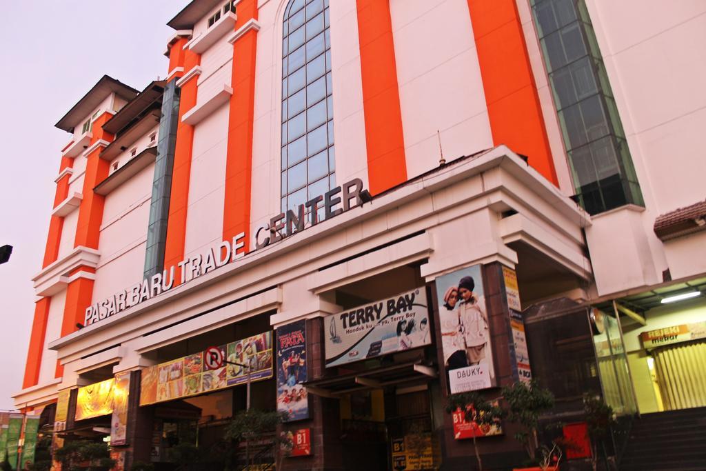 D'Best Hotel Pasar Baru Bandung Eksteriør billede